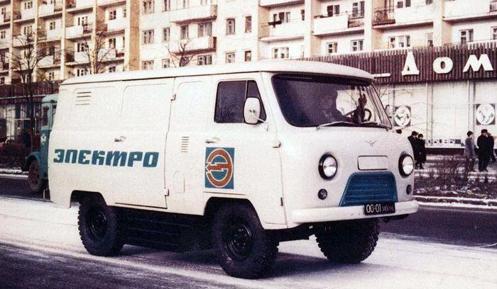 В 1978 году в СССР была создана электрическая версия буханки, и в тот период выпустили ...