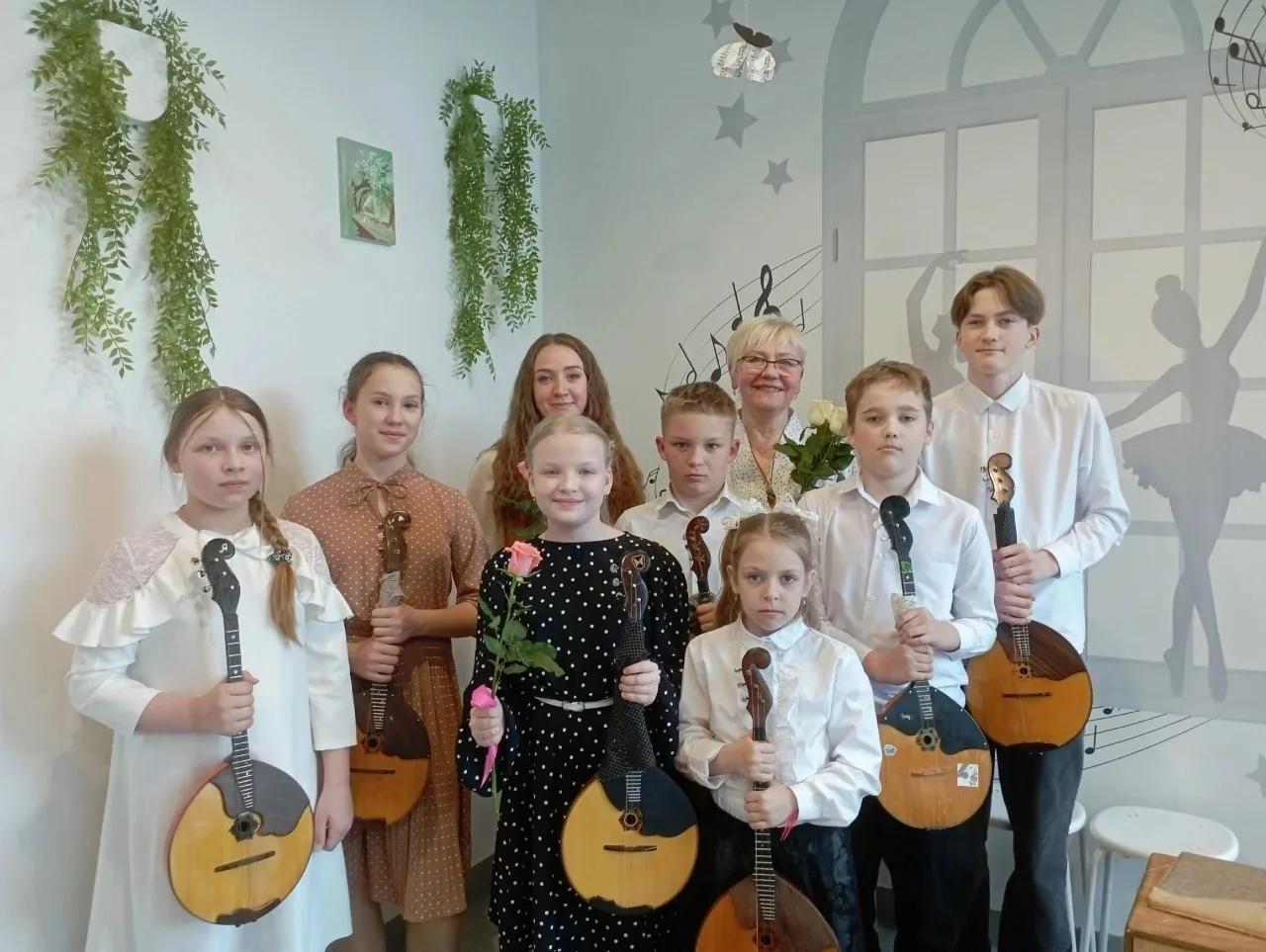 КОНЦЕРТ УЧАЩИХСЯ КЛАССА ДОМРЫ «СОЛНЕЧНОЕ НАСТРОЕНИЕ»