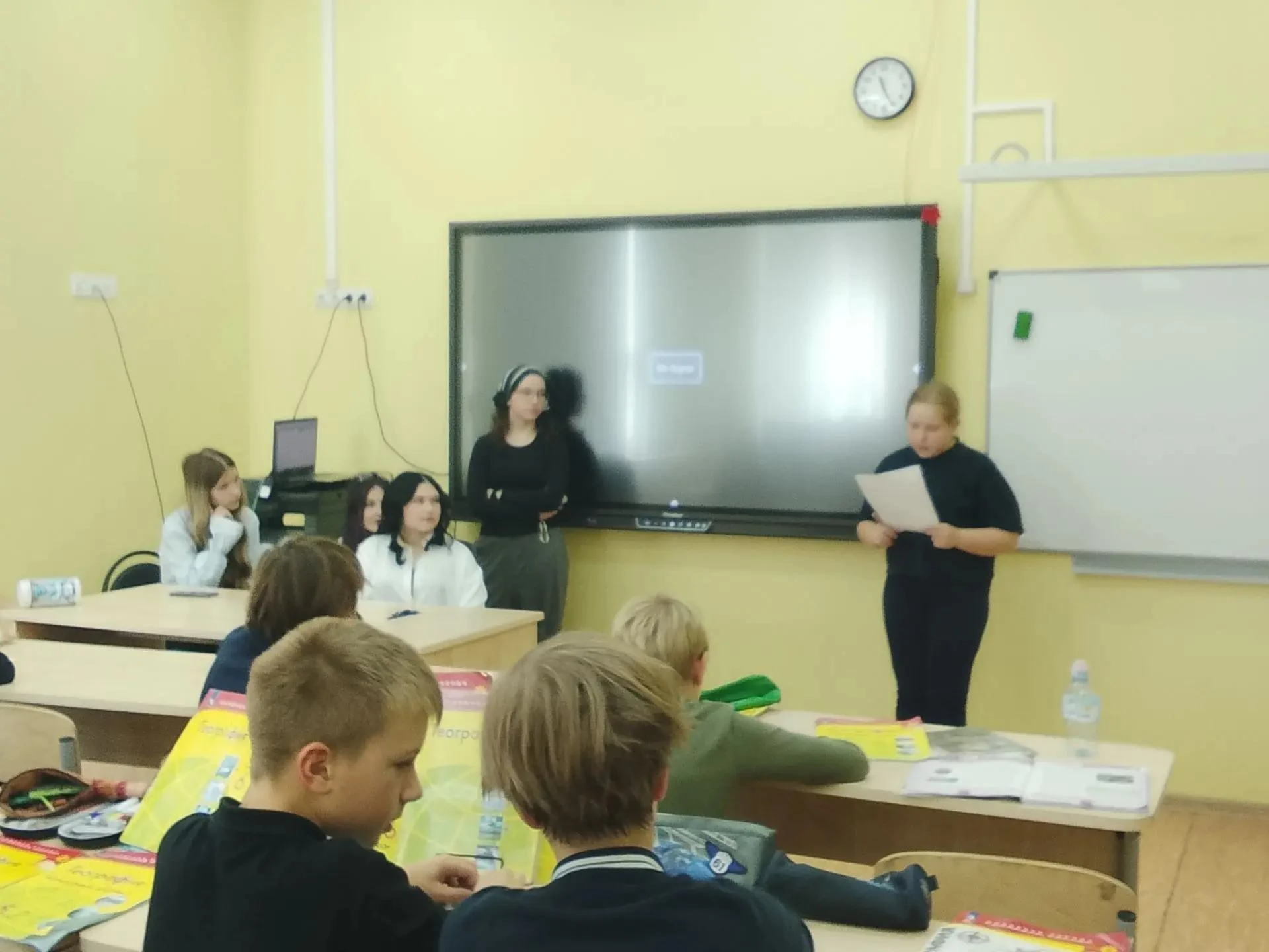 Еще фотографии со Дня самоуправления можно увидеть в нашем альбоме
