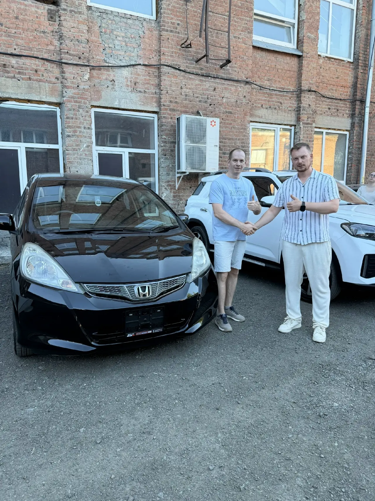 ВЫДАЕМ АВТОМОБИЛИ🥳🥳🥳
💥HONDA FIT 13G 💥
🗓️2012г 
⚙️ 1.3л 100л.с. вариатор
🔥 4 балла 99.000км 
✅