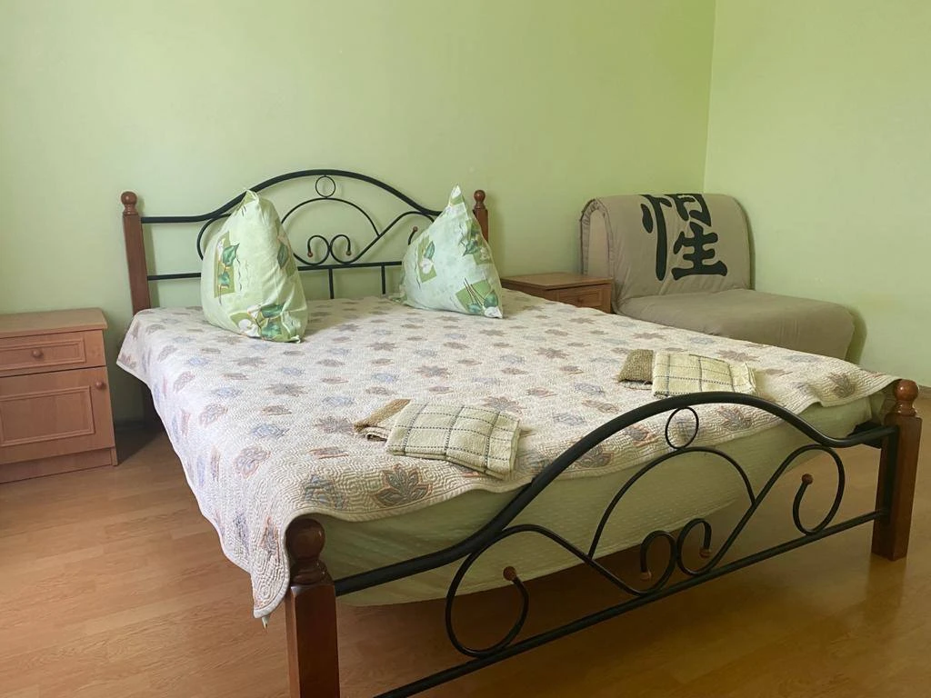 #РЫБАЧЬЕ #АЛУШТА  улица речная дом 50   Сдаю номера в гостевом доме двух и трёх местный номера в ном
