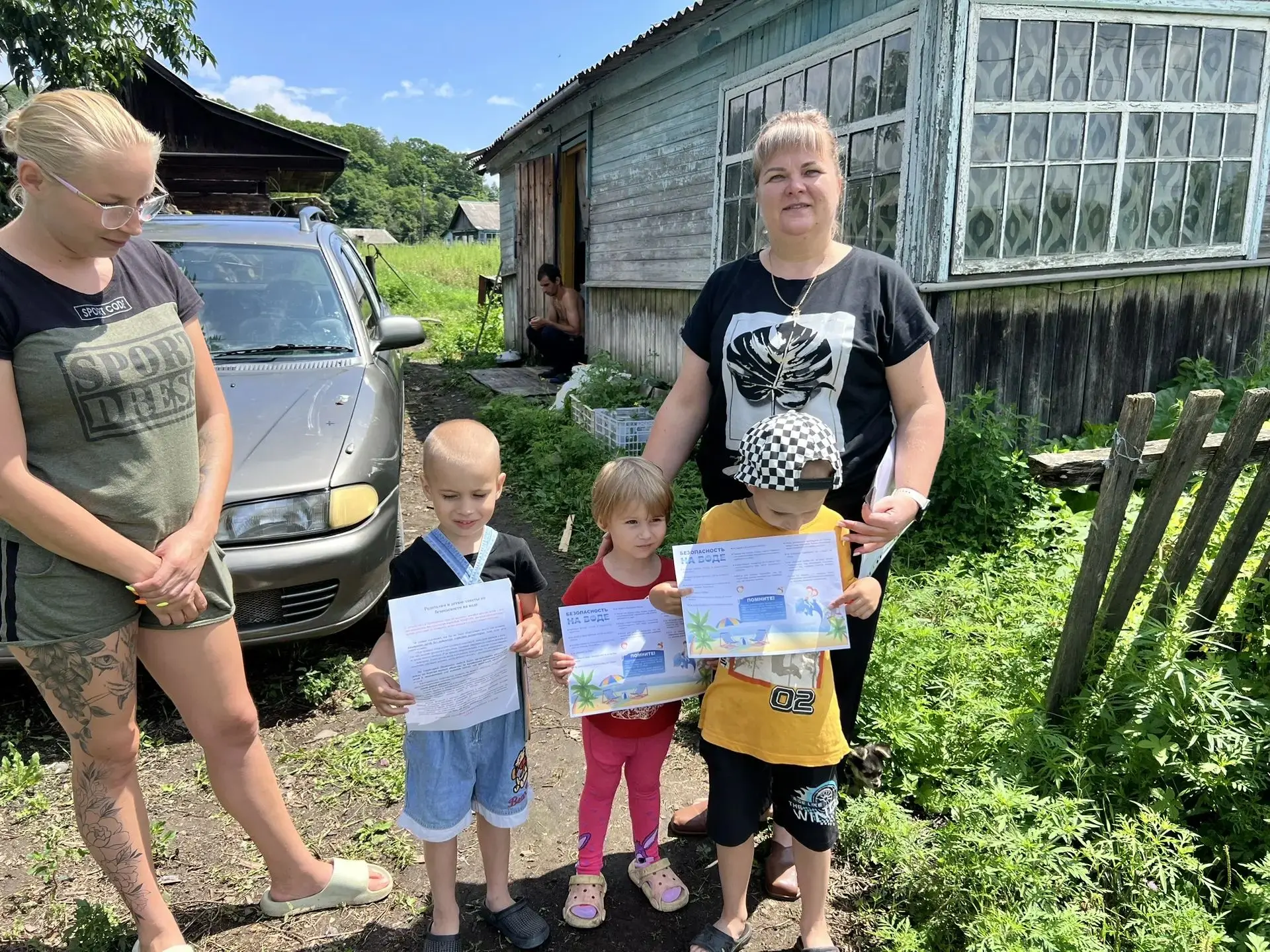 Безопасность на воде 🏄🚣🏊🤽

Сегодня специалисты нашего Центра по работе с семьёй, курирующие  Лаз