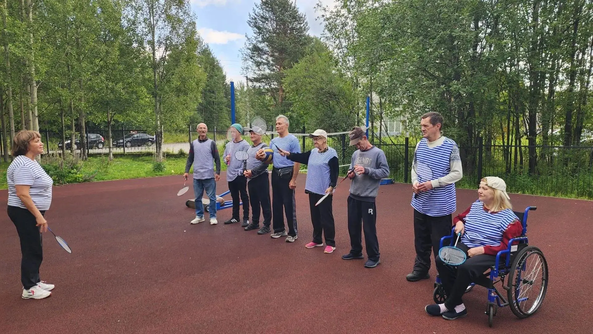 Сегодня в Кандалакшском доме‑престарелых для пожилых людей и инвалидов состоялось яркое...