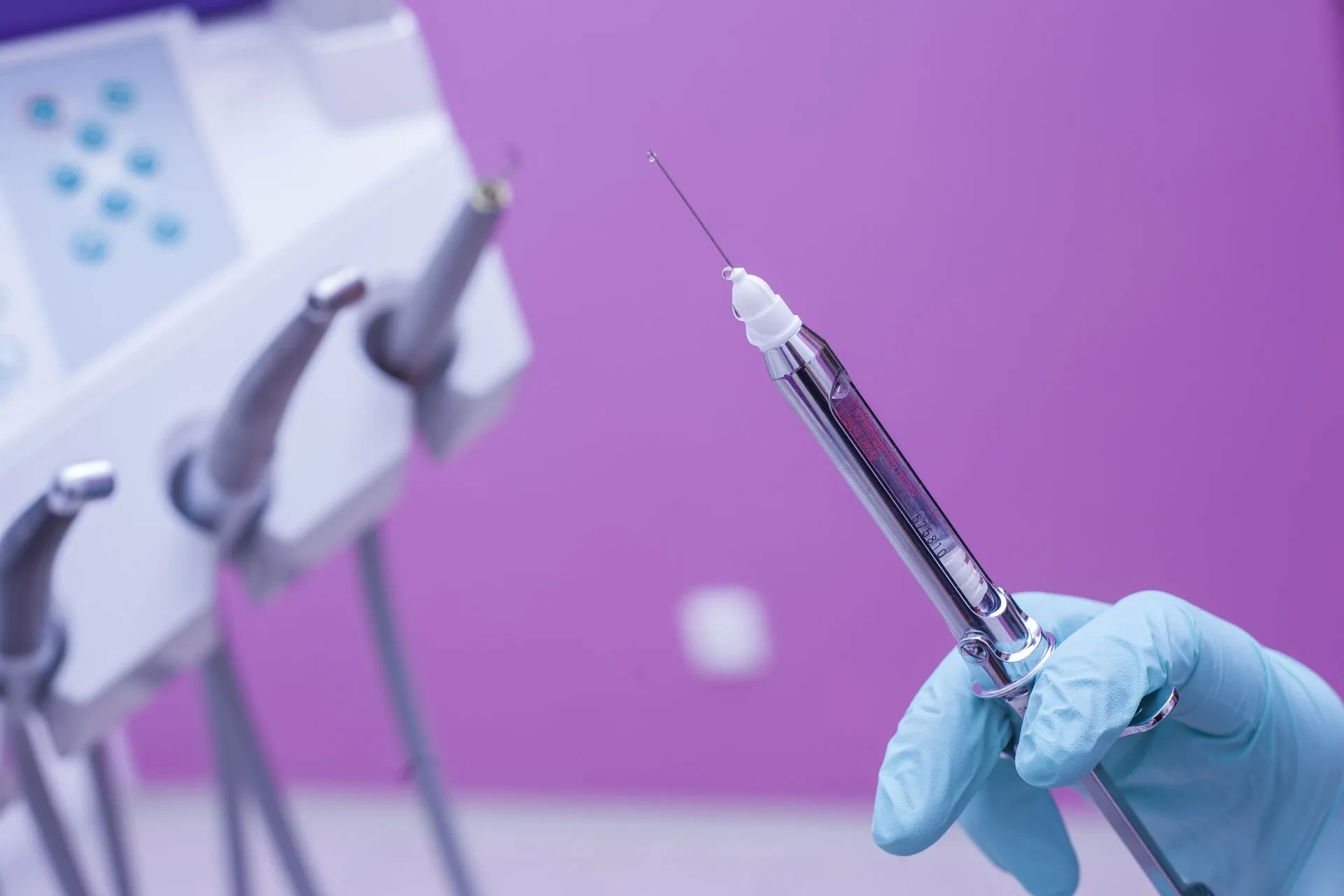 🦷 Стоматологов обязали проводить болезненные манипуляции с анестезией