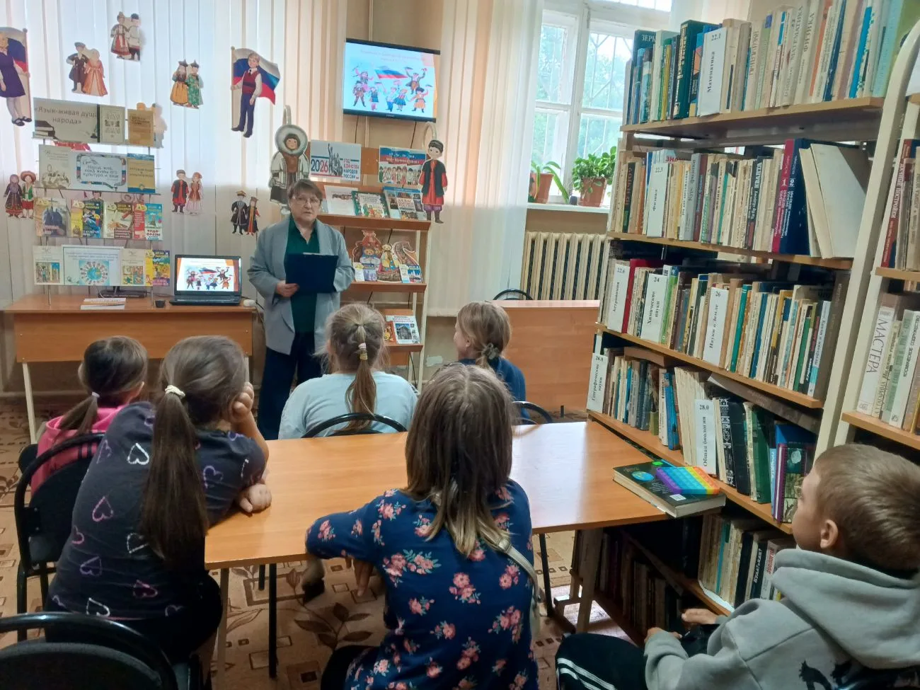 Много интересного и занимательного о родном языке узнали юные читатели на устном журнал...