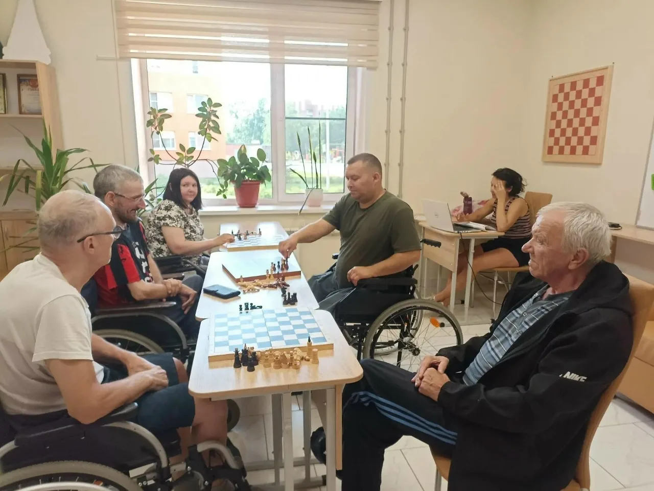 Как взаимодействуют ладьи?