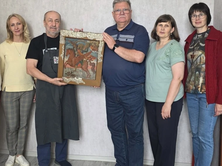 🎨 Возраст основы омской иконы, связанной с Ермаком, уточнили