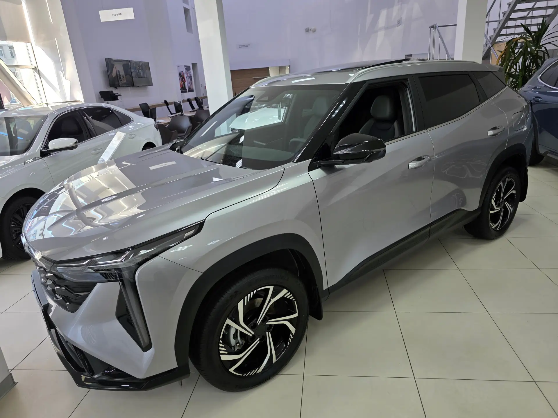 Geely Cityray — турбо, автомат и независимая задняя подвеска в одном флаконе.