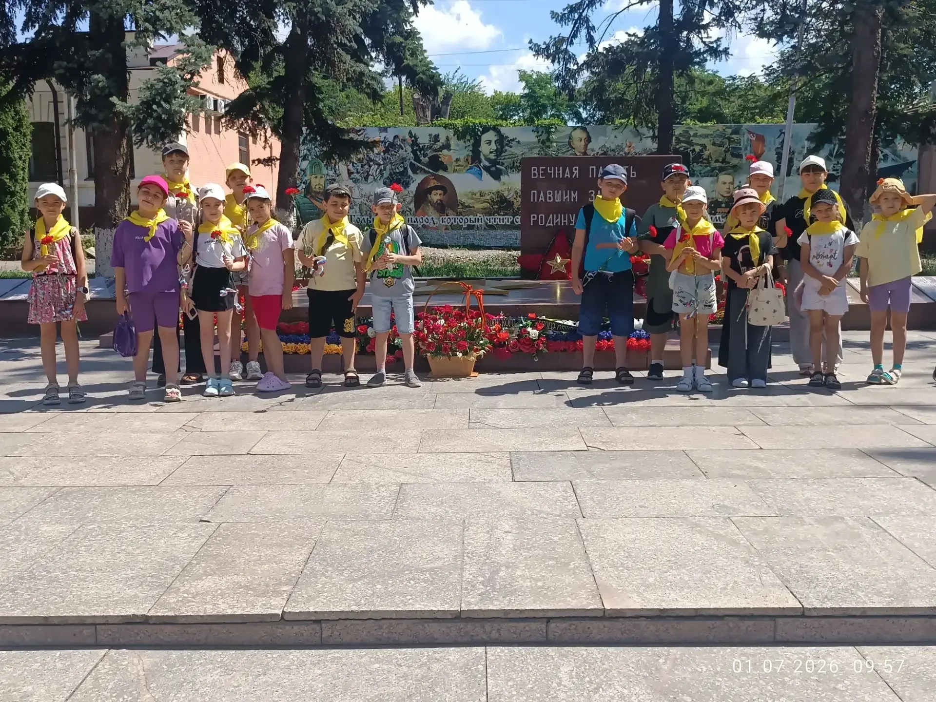 1 июля в День ветеранов боевых действий, в пришкольном лагере "Юнга" прошли памятные ме...