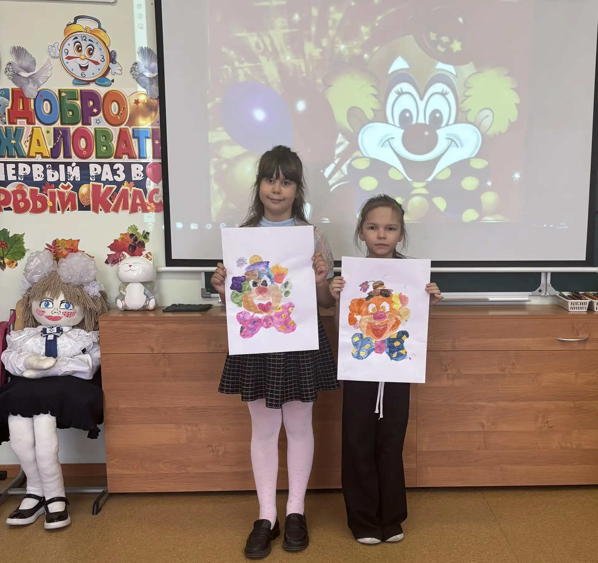 🎨 Наши юные художники снова удивили всех своим талантом и фантазией!💫 Сегодня в нашей ИЗО-студии реб