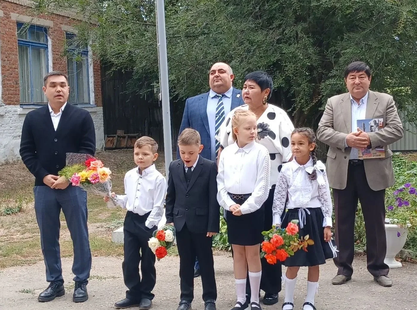 🔔В филиале п.Советский  прошла торжественная линейка, посвященная Дню знаний!