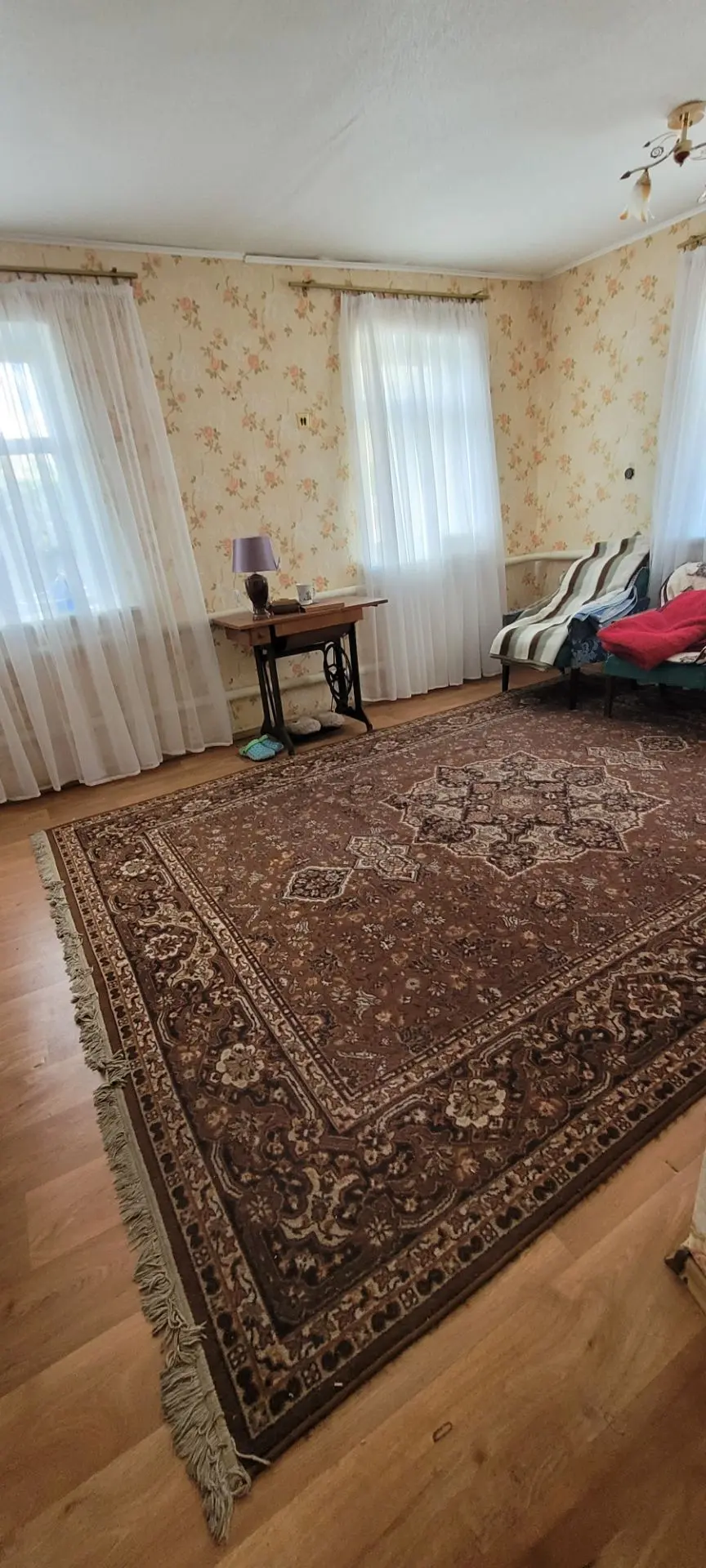 Продам флигель на Тельмана.цена 1,8 млн