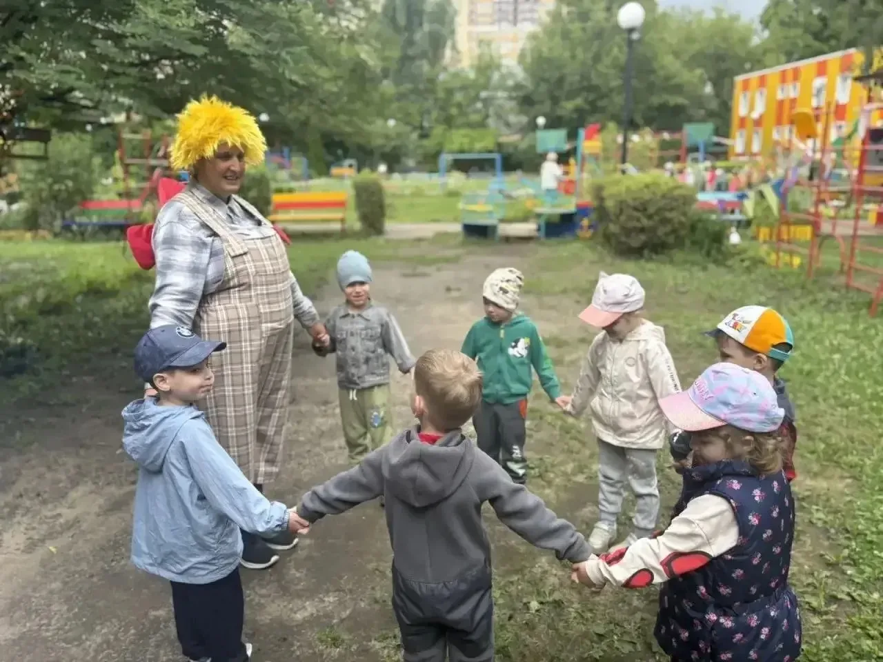 🐻 Дошкольное отделение «Чебурашка»

🍓 «Куда же пропало всё варенье?..»

Именно с этого вопроса нач