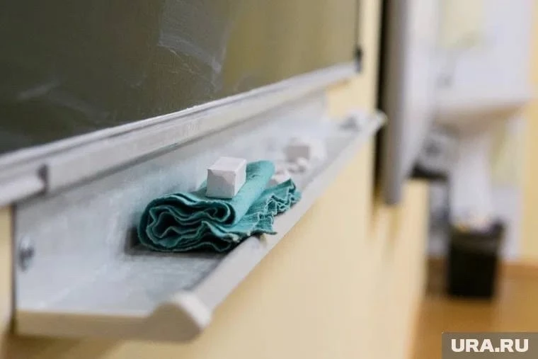 В Югре зарплата учителей-репетиторов достигает 100 тысяч рублей. Аналитики «Авито Работ...