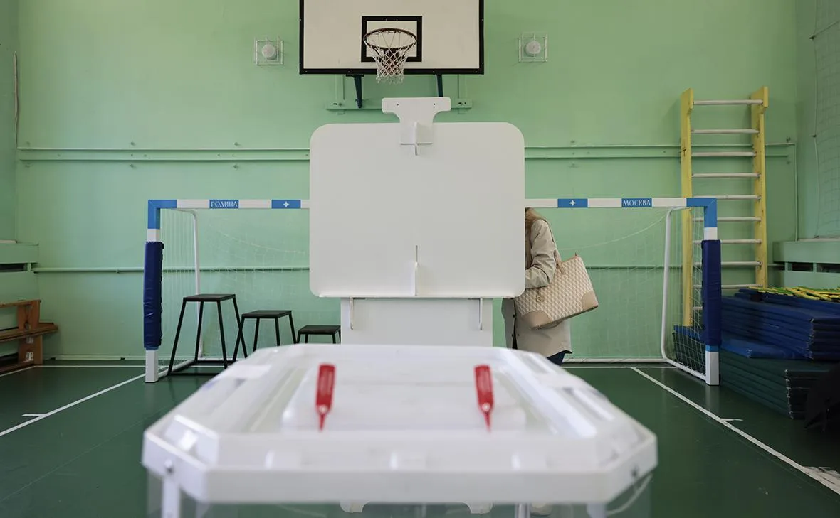 После закрытия всех избирательных участков явка на первом дне выборов составила 29,65%.