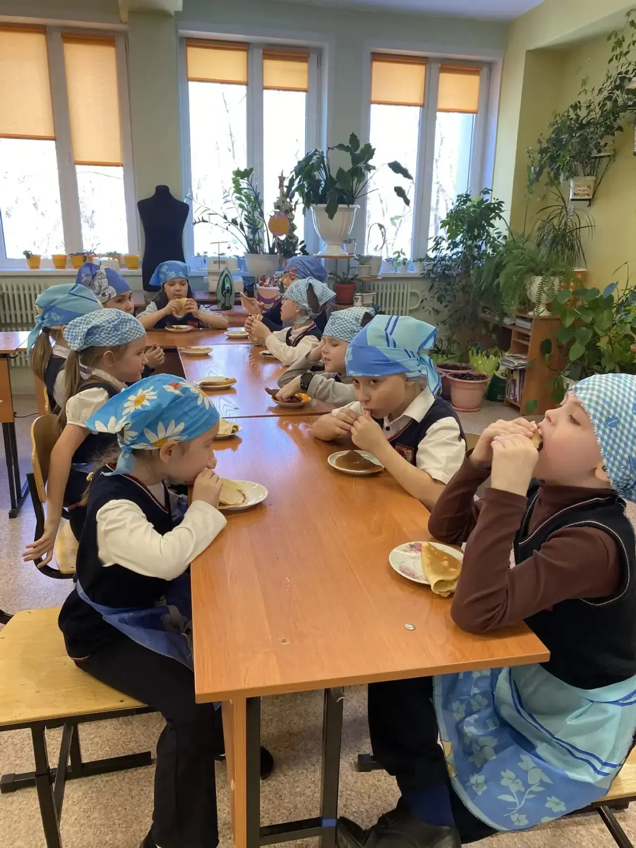 🌞 Всем доброго субботнего утра!   Несмотря на то, что Масленица уже прошла, наши ребята не останавли