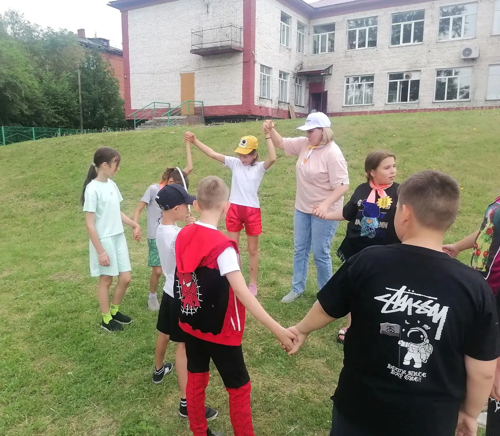 Ура, каникулы продолжаются! 🌞