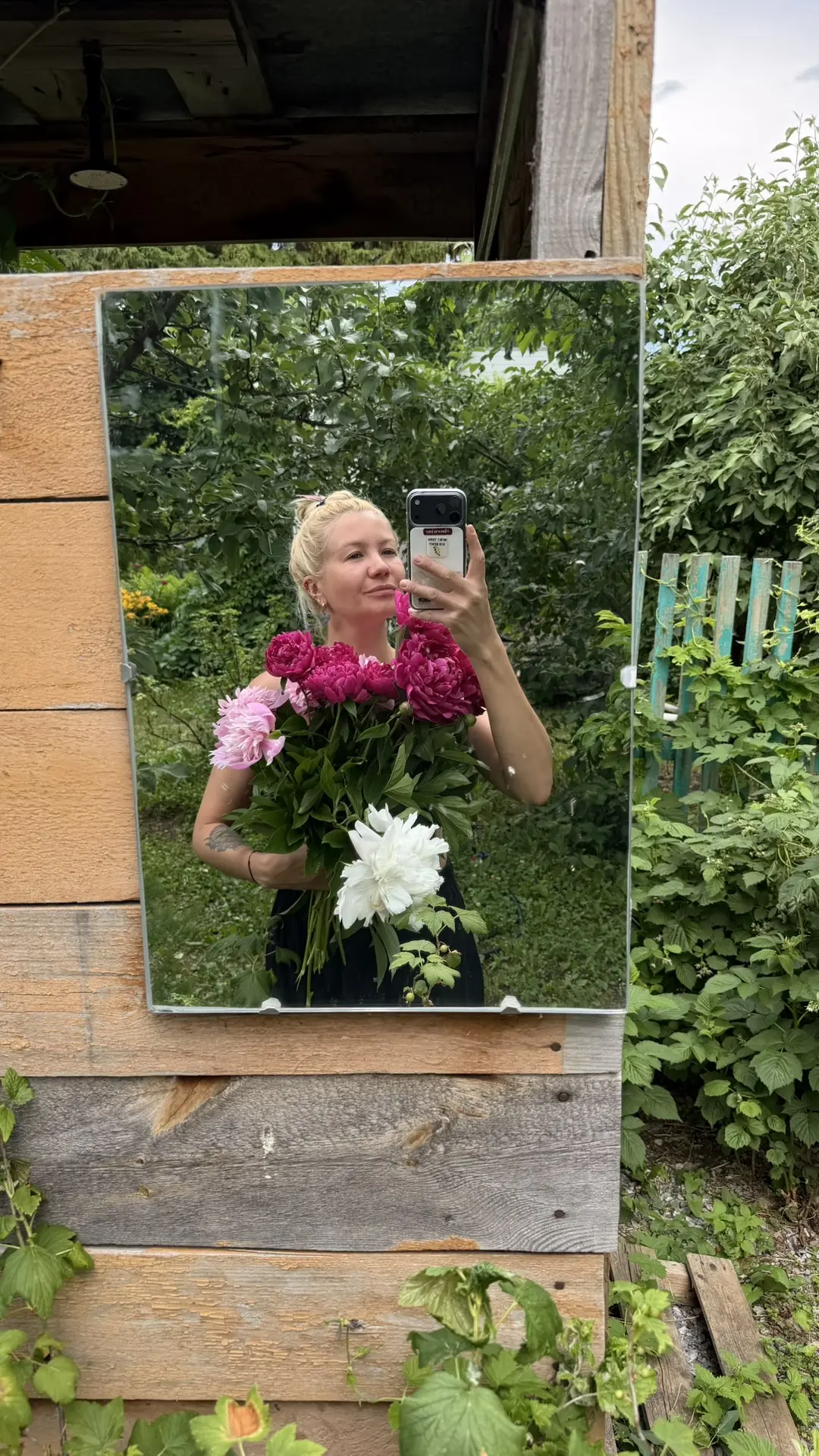 Сегодня день Блогера 💕🤍