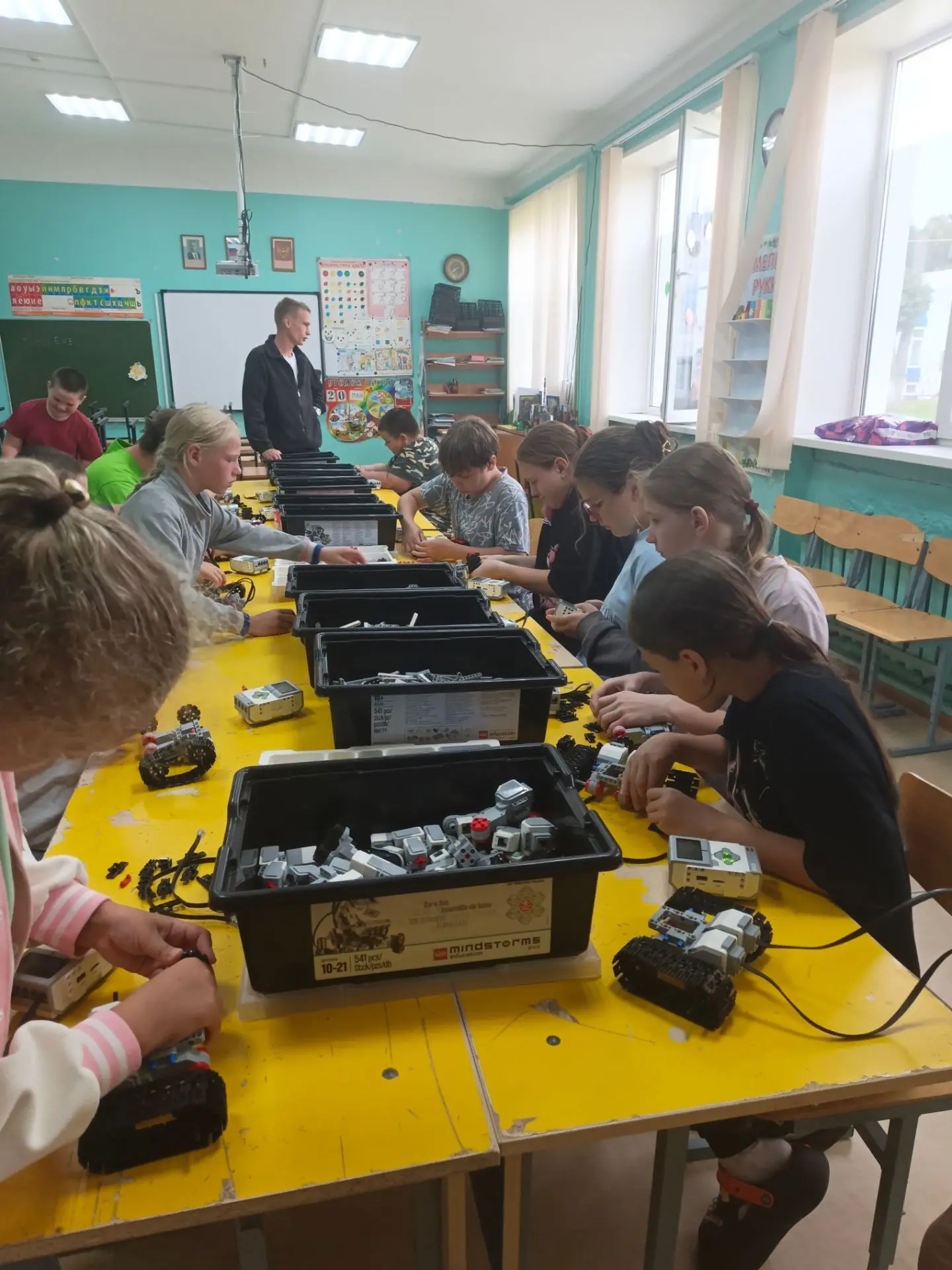 🌞🌞🌞 А у нас продолжается лагерная смена. Сегодня вновь посетили занятия СЦДО в г. Сухиничи.
#Немё