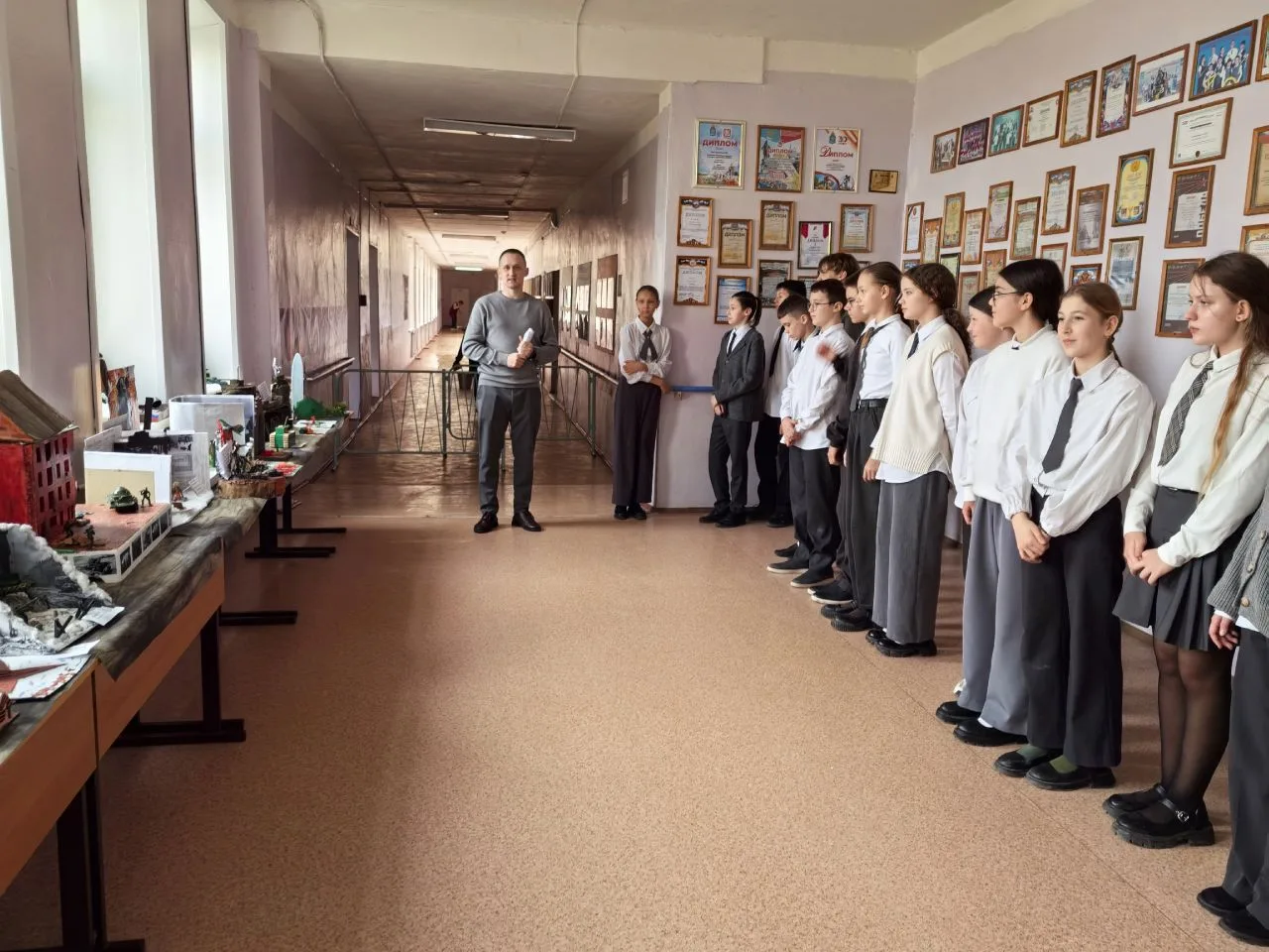 🎖️О важных событиях через творчество и слова  В рамках месяца доблести и патриотизма в Икрянинской с