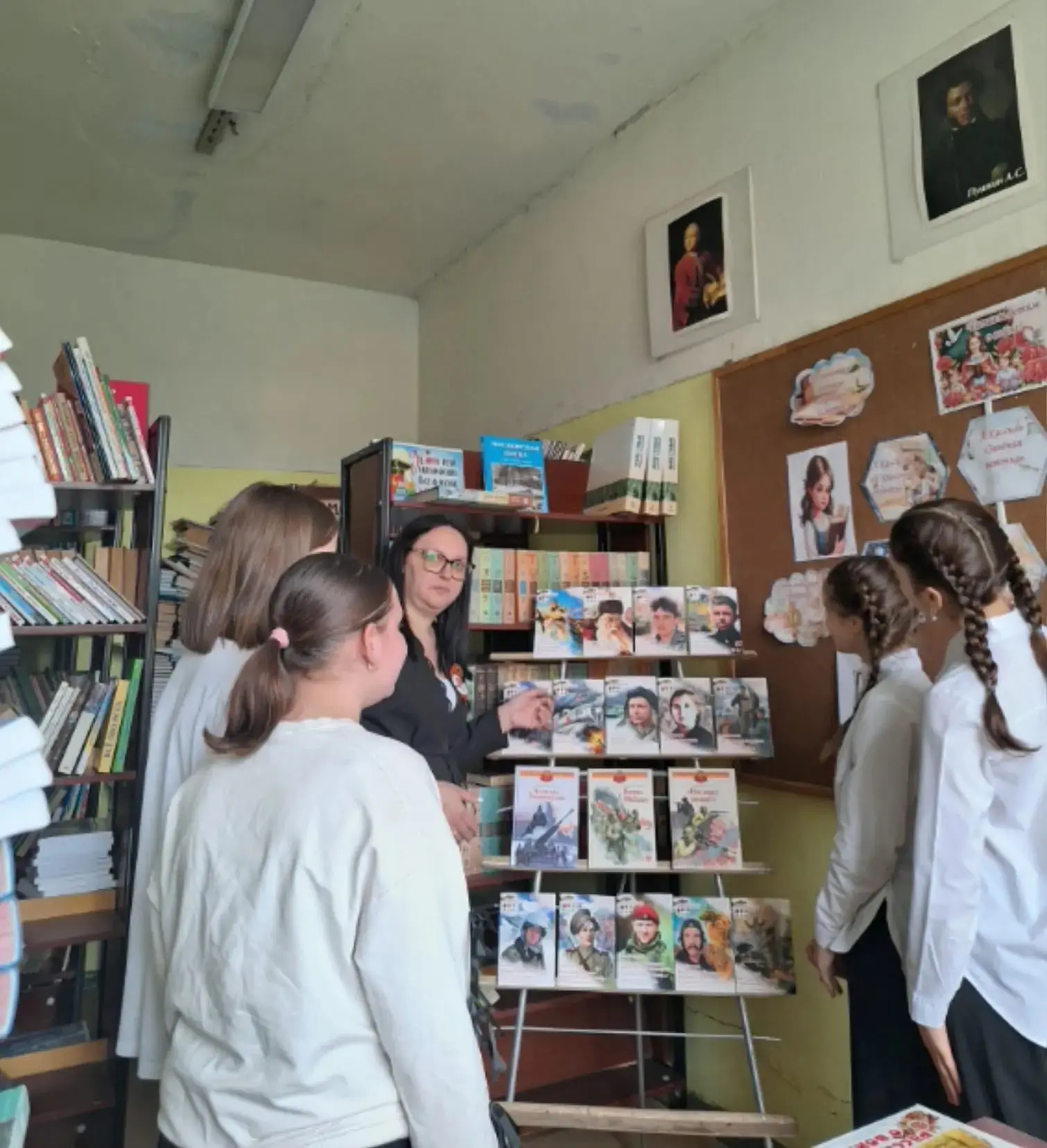 📚✨ Погружение в историю: наши школьники читают о Великой Отечественной войне✨📚  6 мая 2026 года, обу