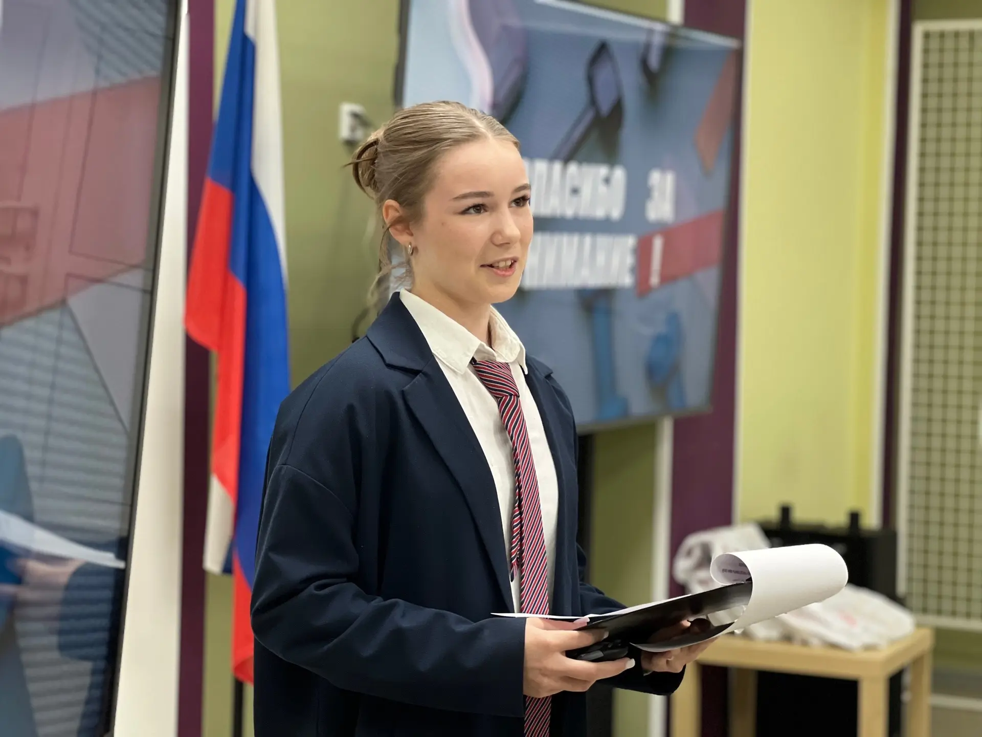 Ученицы школы на Глеба Успенского Овсянникова Елизавета и Бершлиу Таисия стали победителями районног