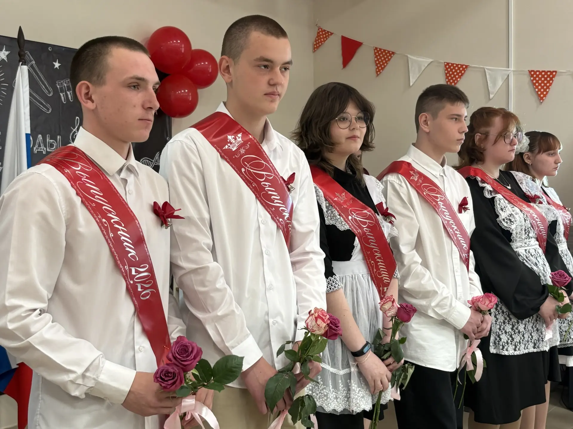 Прозвенел последний звонок 🔔

Праздник, который не оставляет равнодушным никого: ни детей, ни взрос