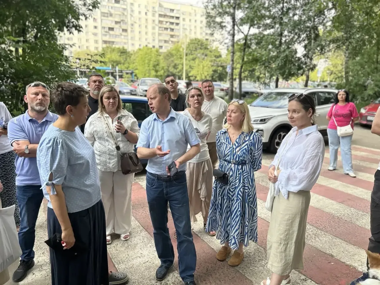 🚶‍♂️🌳 11 июня состоялся плановый еженедельный обход территории района Строгино под руководством гл
