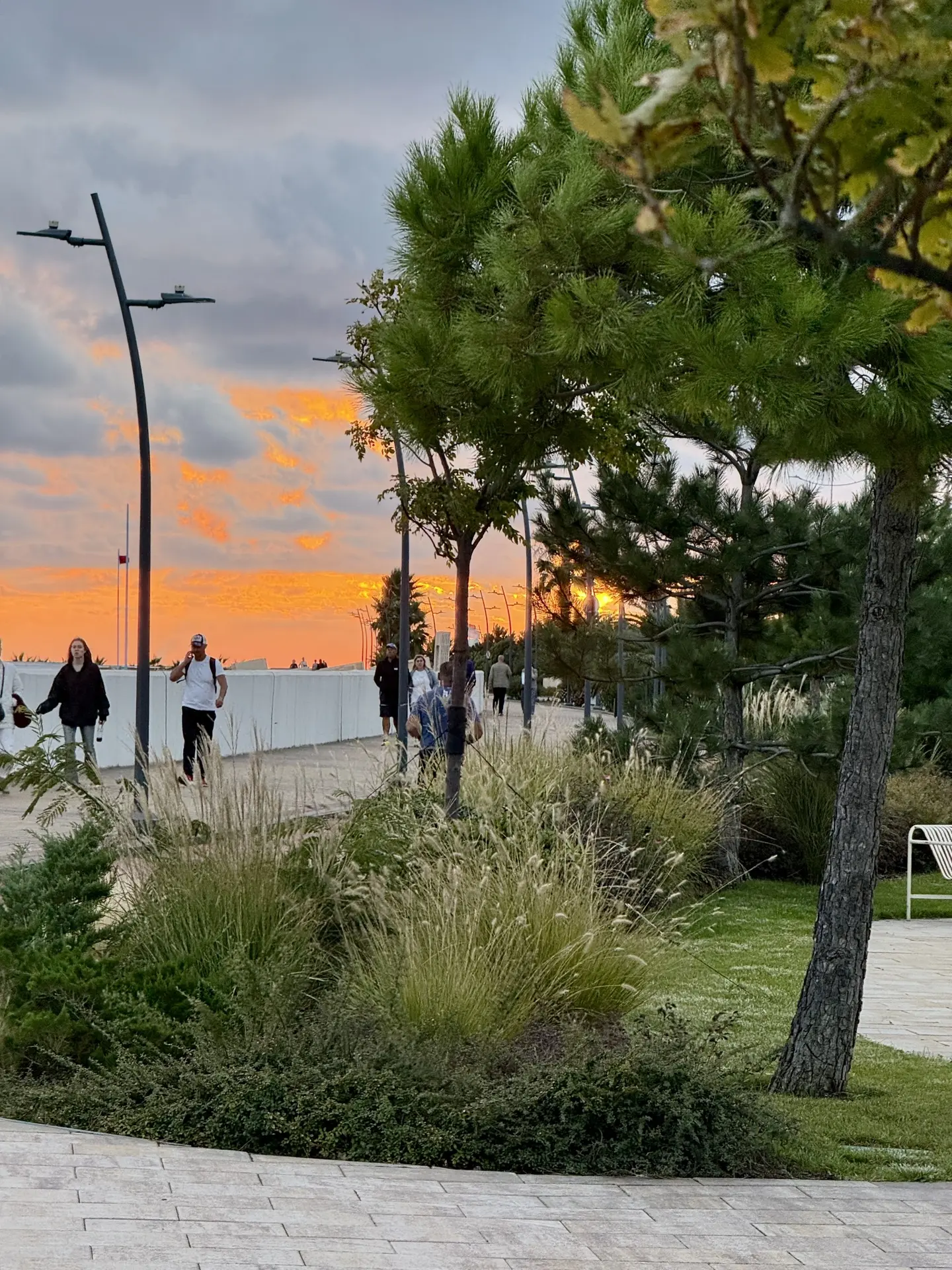 Немного предзакатного настроения с Имеретинской набережной 🌅