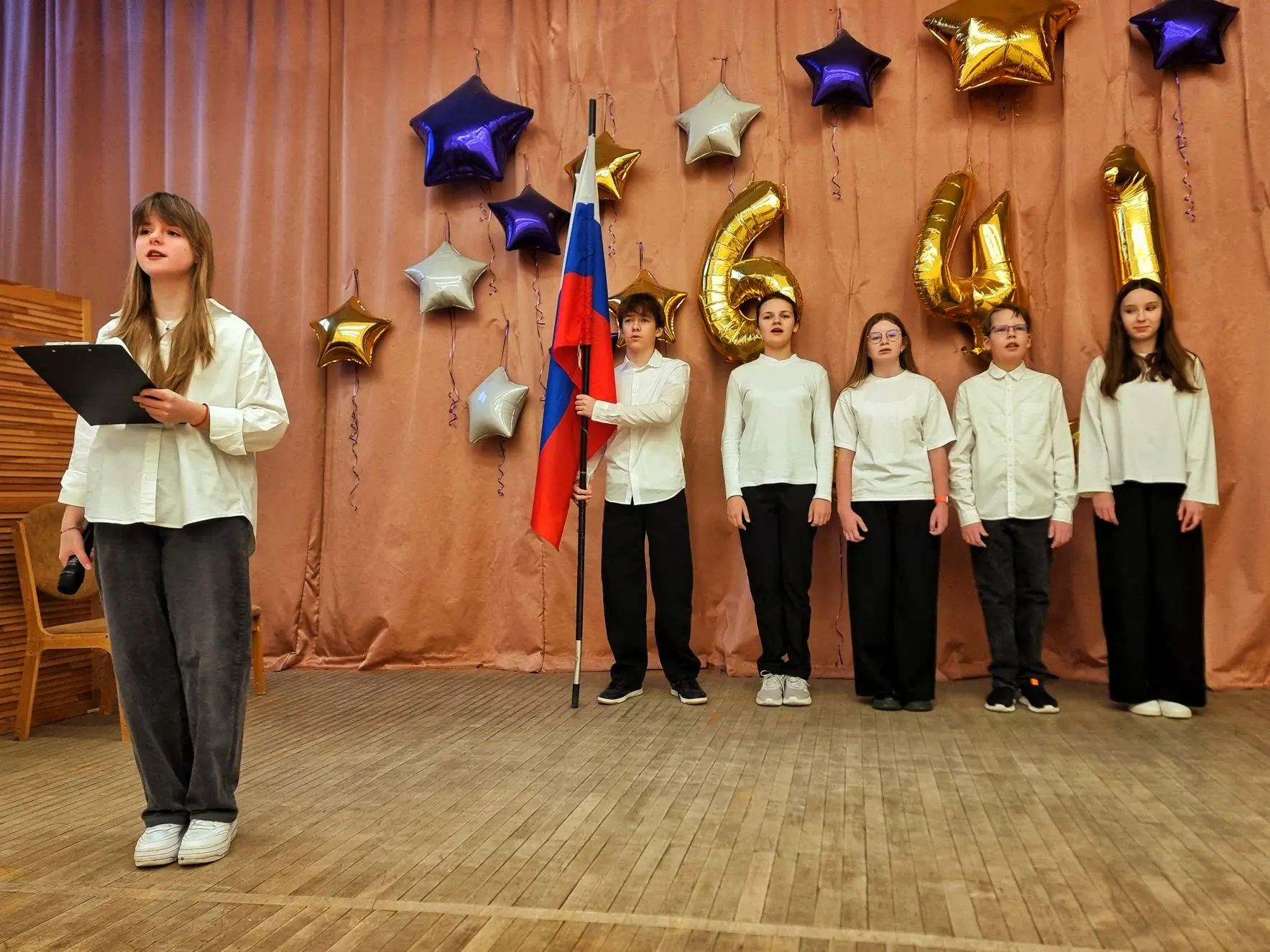 🌟16.02. 2026 Еженедельная школьная линейка   🙌 Построение обучающихся, вынос Государственного флага 
