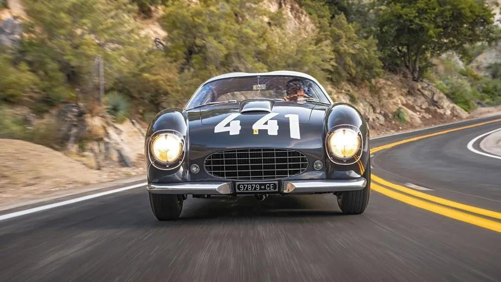 🏁 Некоторые автомобили не стареют

#классика #Ferrari

Ferrari 250 GT LWB Berlinetta "Tour de Franc