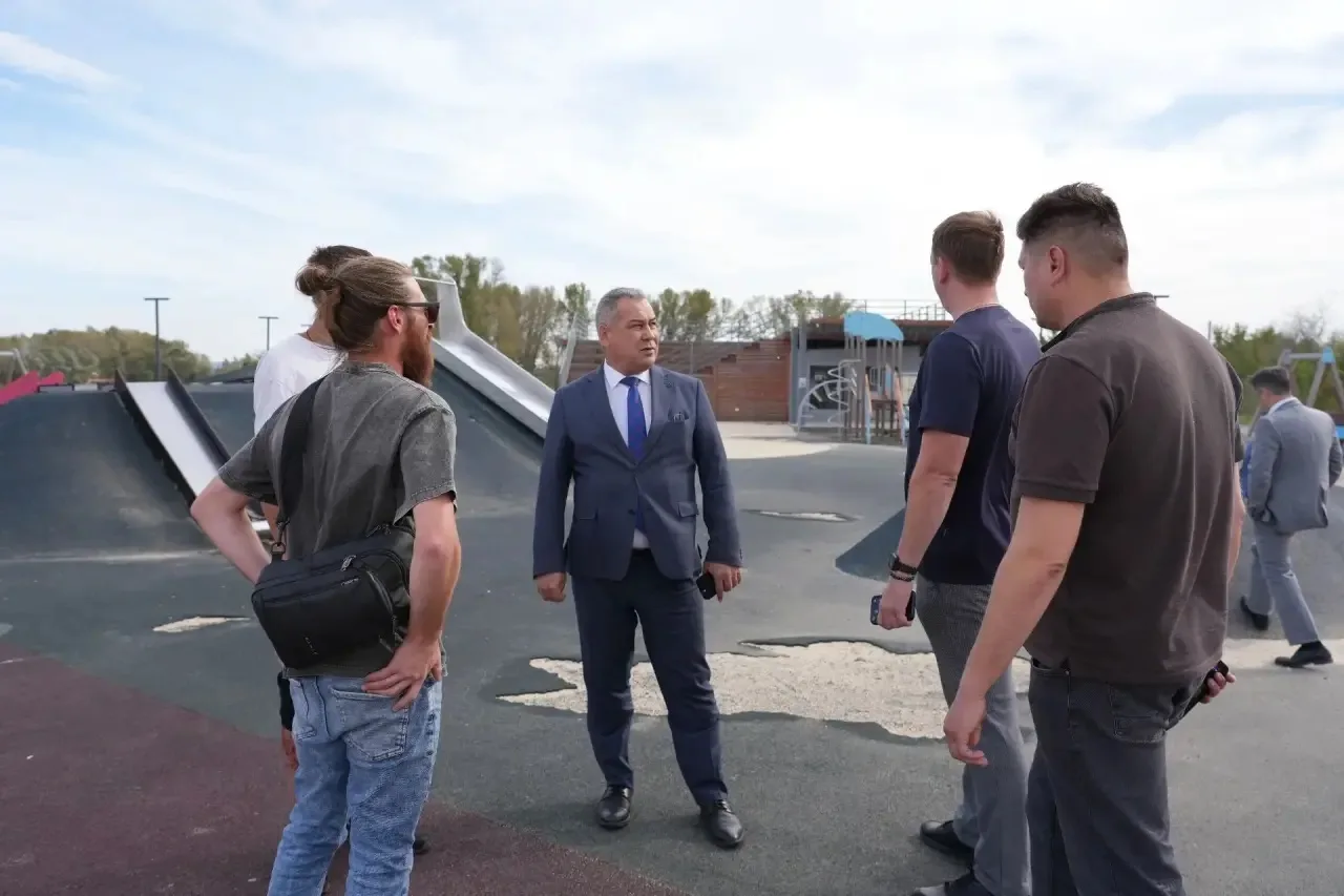 Набережная реки Белой по праву любимое место наших горожан. Здесь мы гуляем с детьми, з...