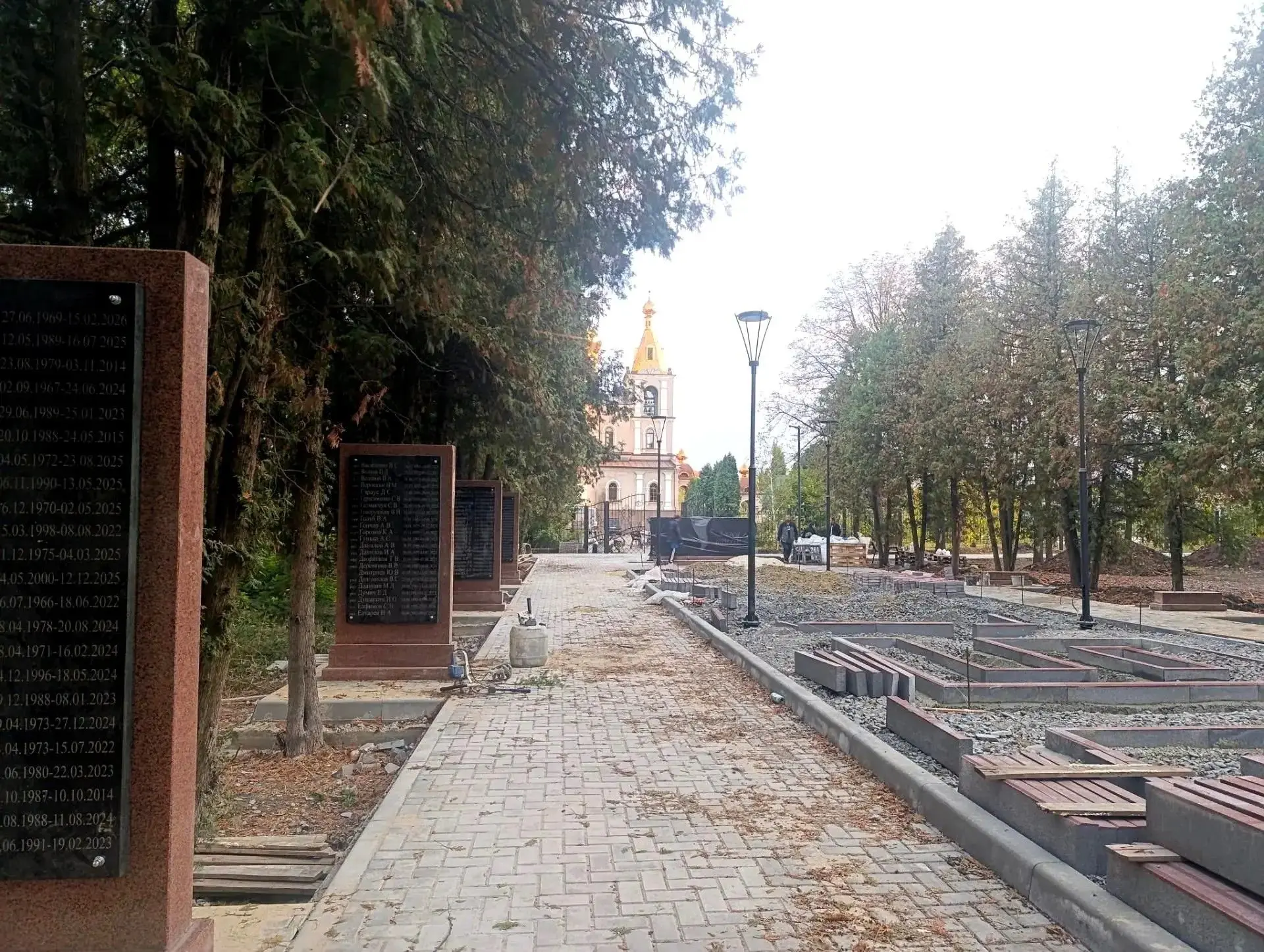 В Ждановке Шахтерского муниципального округа продолжается реализация проекта по создани...