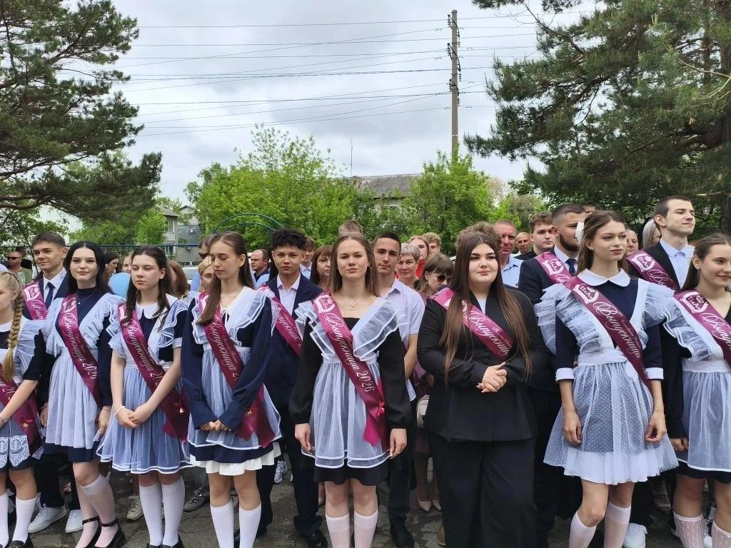 🎓 Последний звонок – 2026: Единство поколений, единство сердец!
