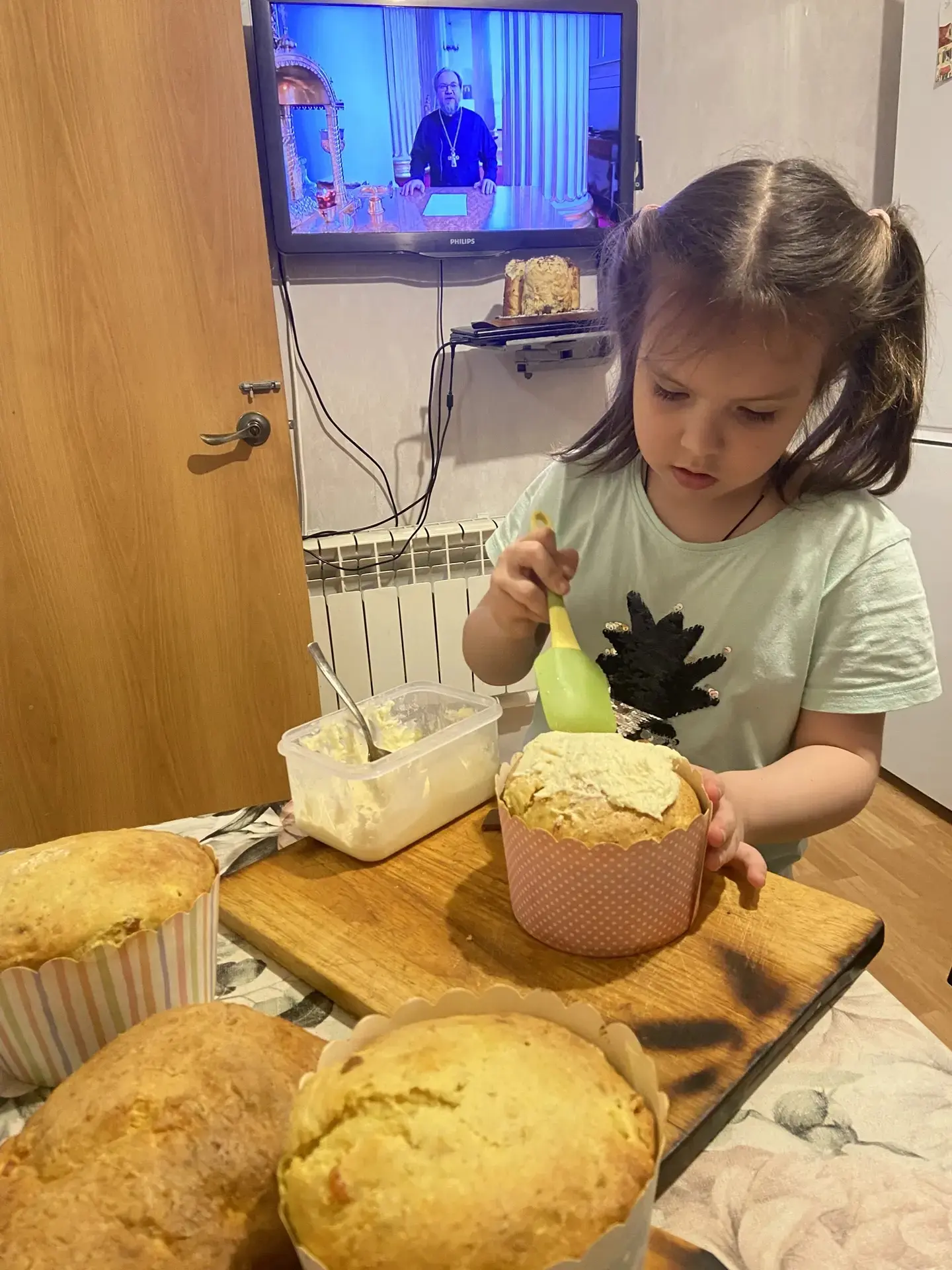 А это наши юные пекари 💖