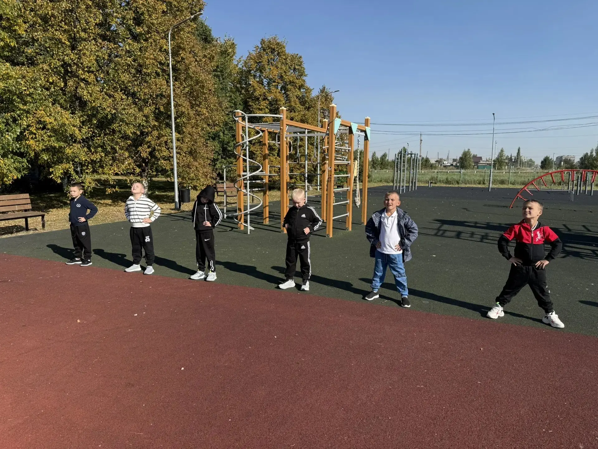 Новости от объединения ЦДОД "Оздоровительная гимнастика": пока погода позволяет, заняти...