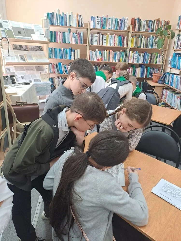 4 «В» стал победителем городского экоквеста 🏆  24 апреля ученики 4 «В» класса сразились в интеллекту