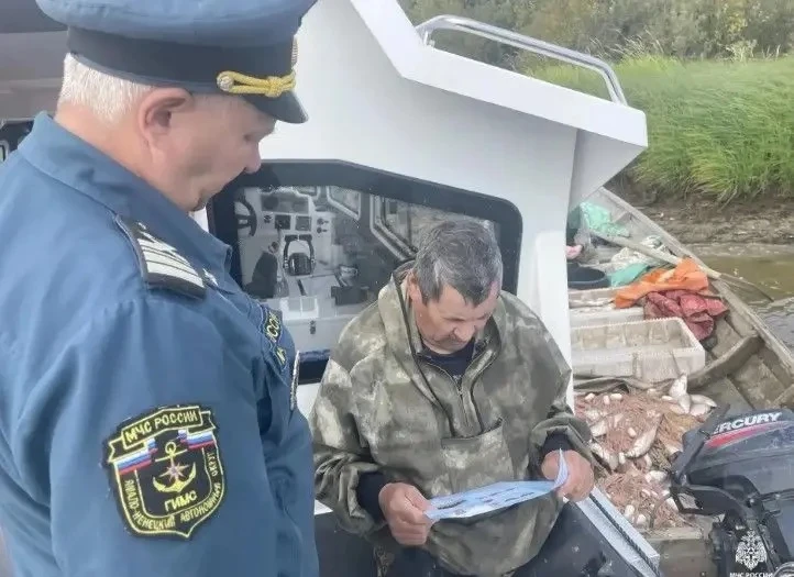 Инспекторы выявили нарушения на воде в Шурышкарском районе