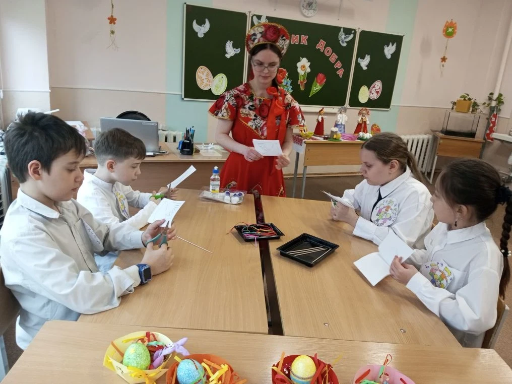 Каникулы, полные света и радости! В нашей школе снова царит атмосфера настоящего праздника — «Фестив