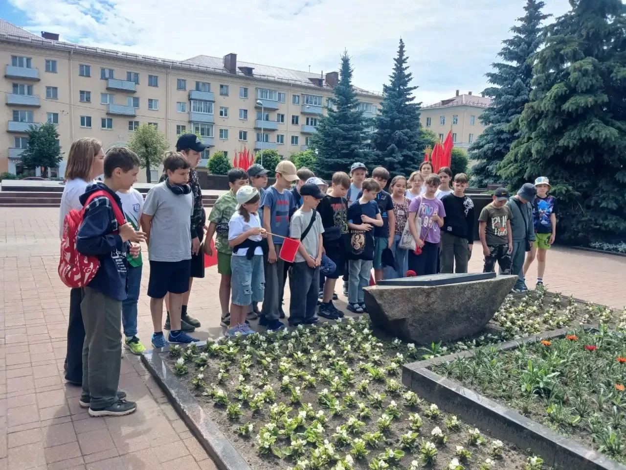Лето – это не только время беззаботных игр и солнечных дней, но и возможность для юных исследователе
