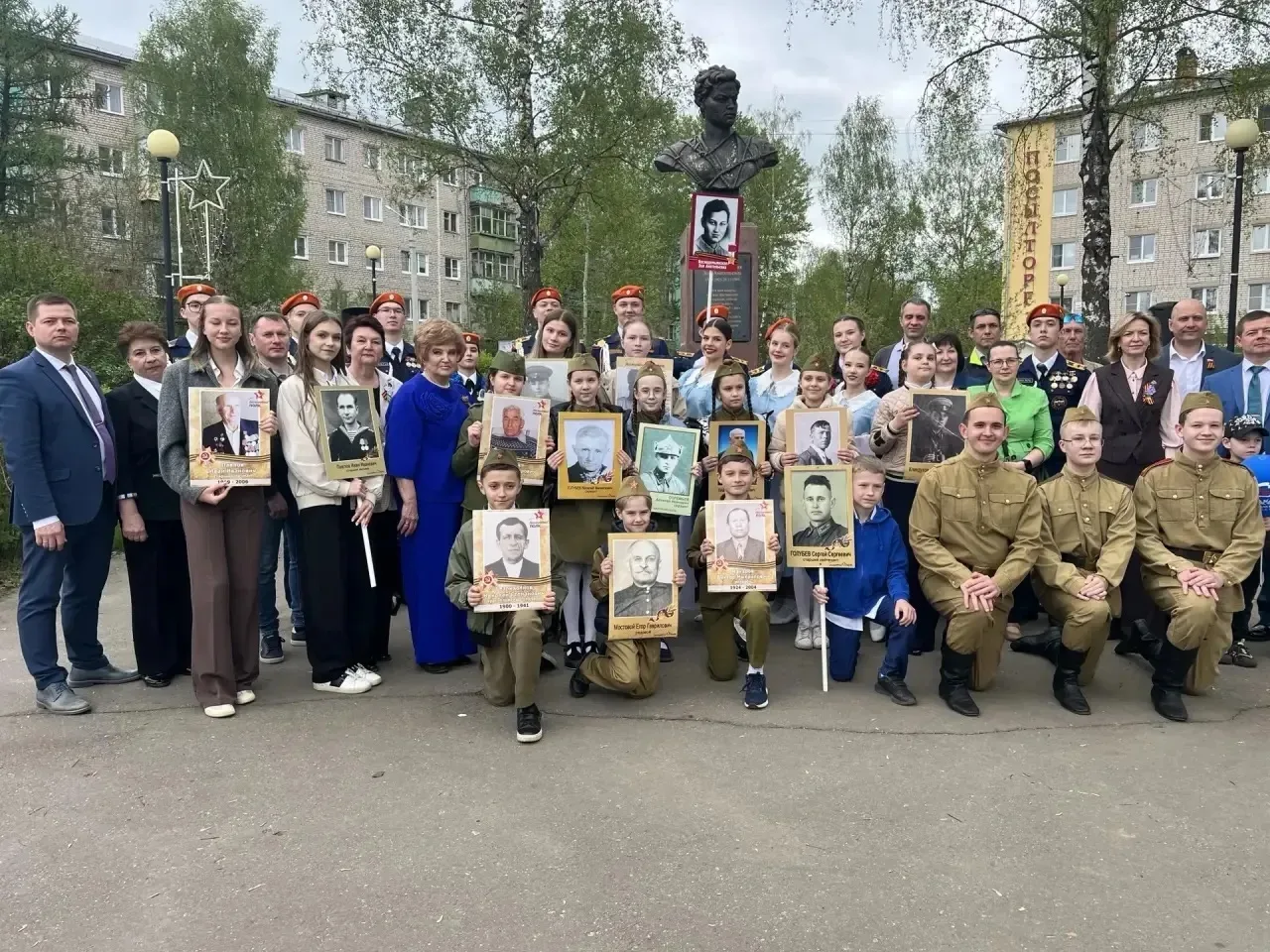Сегодня 8 мая состоялось традиционное мероприятие в сквере Зои Космодемьянской. Фронтовая бригада уч