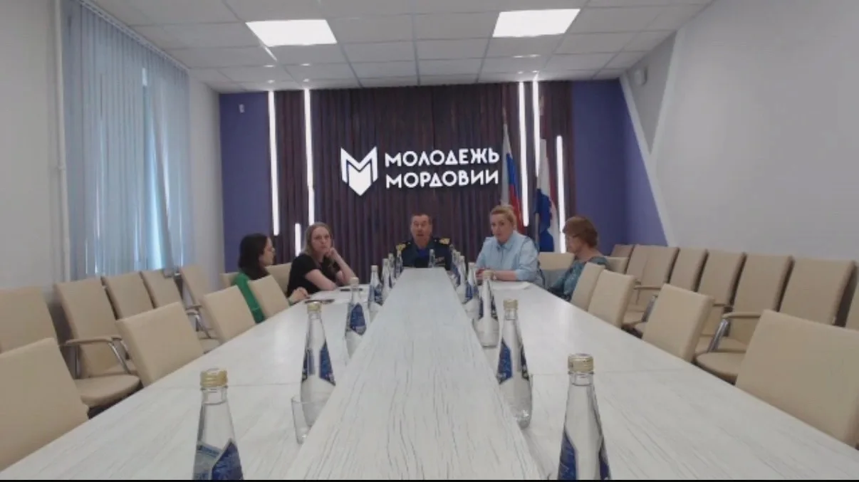 20 мая в 13:00ч прошло онлайн‑мероприятие «Комплексная безопасность в период летних каникул»☀️

Эксп