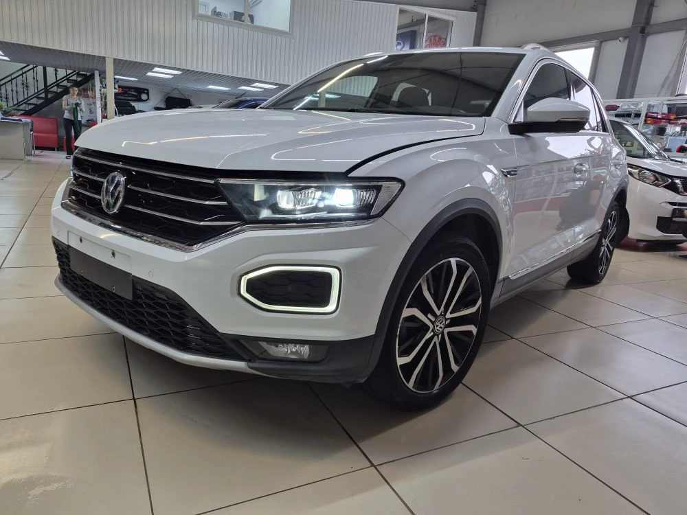 В НАЛИЧИИ 
VOLKSWAGEN T-ROC 2019г.
❗️Максимальная комплектация
❗️4WD
❗️Пробег 49т.км.
❗️Панорама
❗️В