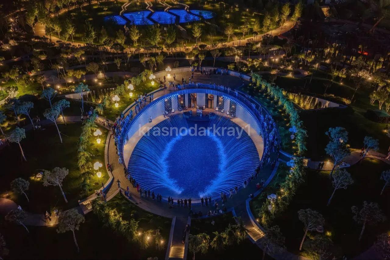 😍Новые локации парка «Краснодар»  Среди них — многоуровневый подземный сад с террасами и растениями,