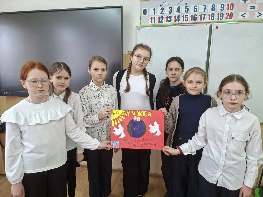 Весенняя неделя психологии ⁣ Школьные психологи Павленко Г. А. и Ковригина Е.В. организовали проведе