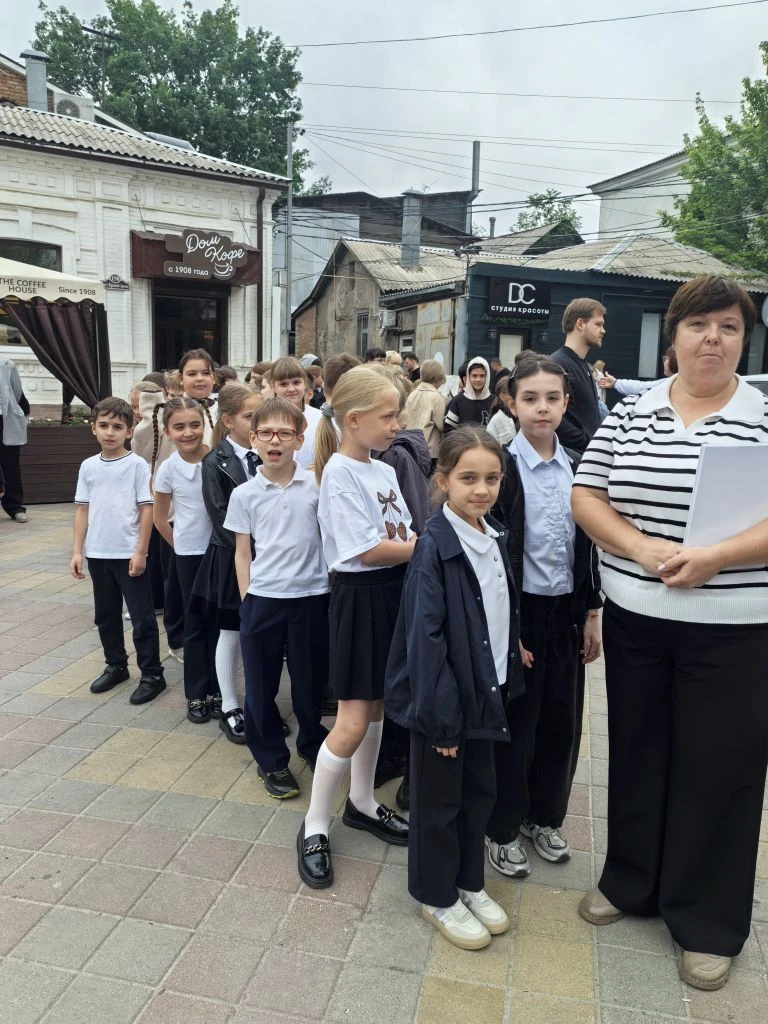 В лицее прошла плановая тренировка по эвакуации учащихся и сотрудников. В мероприятии приняли участи