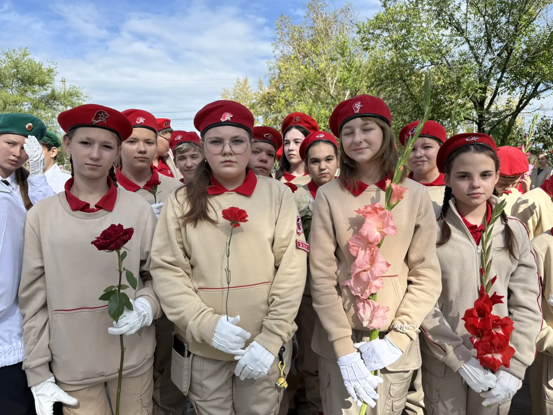 📌Сегодня классы патриотической направленности и курсанты ВПК «Ермак» посетили торжеств...