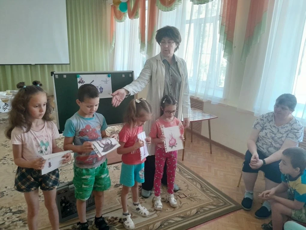 Сегодня у нас был просто взрыв эмоций, потому что мы с ребятами побывали в «Нескучной лаборатории»! 