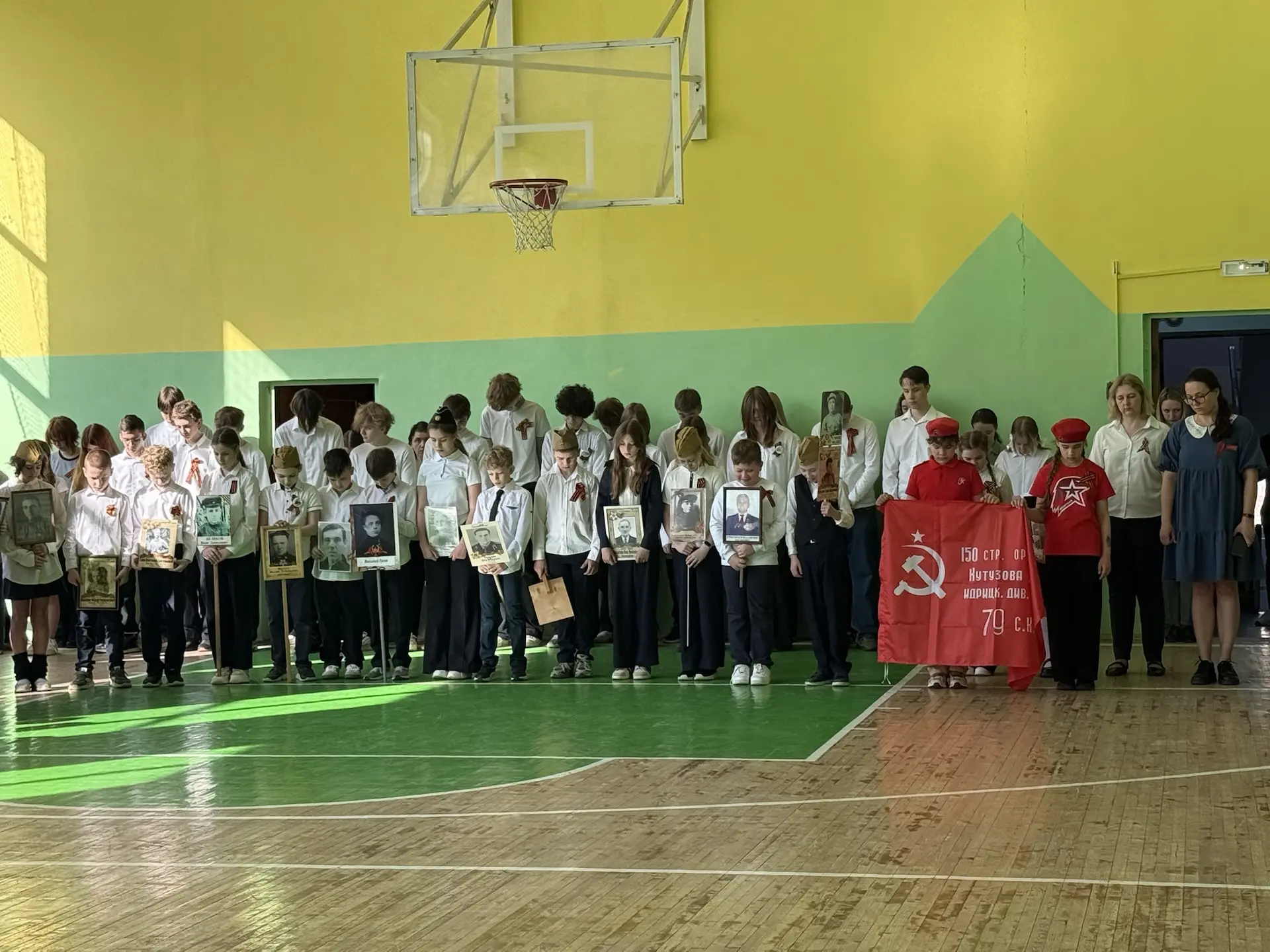 В преддверии 81-й годовщины Победы над фашизмом ученики корпуса 3 Центра образования N2 собрались на