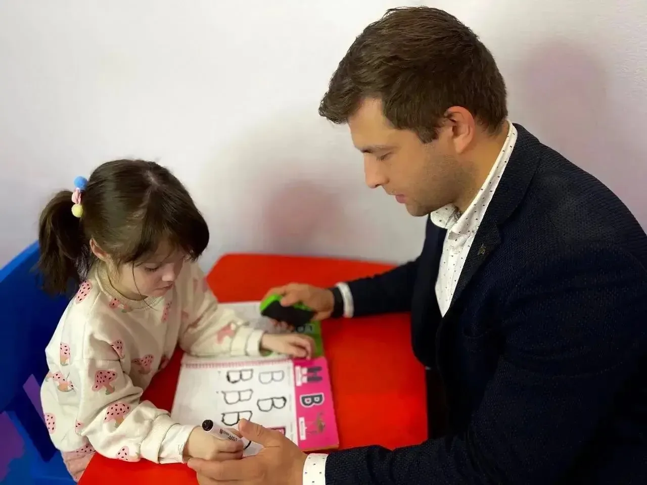 🌟 Семейный центр «Тонкий мир»: помогаем детям с особенностями развития раскрыть свой потенциал! 🌟 Ва